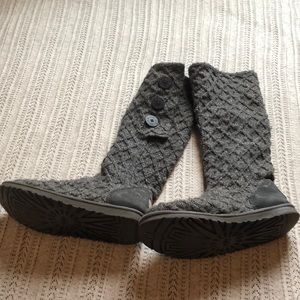 Sweater ugg boots. Size 9